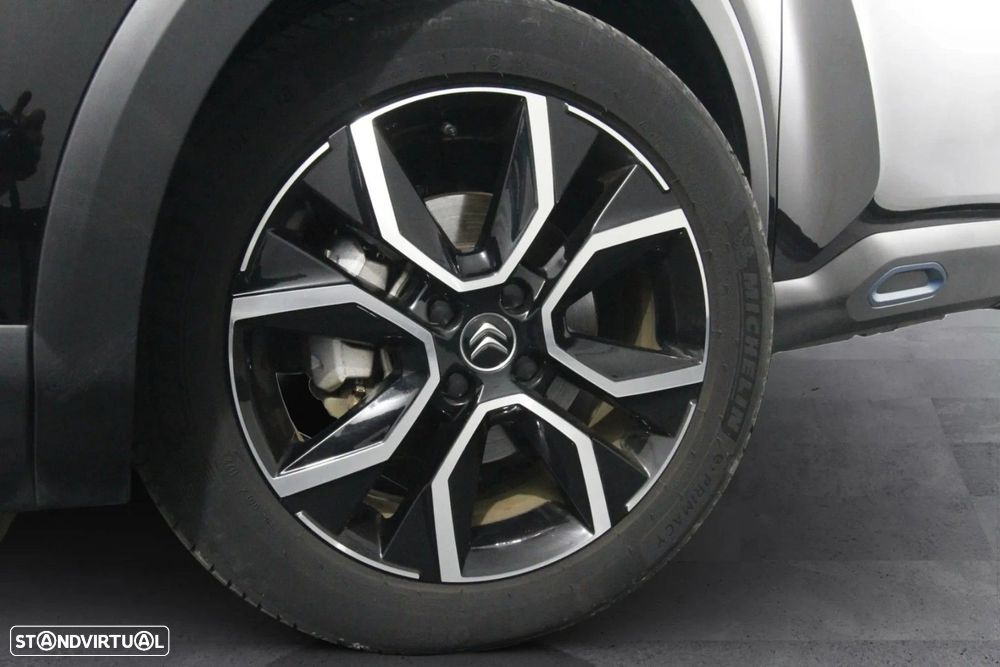 Citroën e-C4 X — fotografia 13