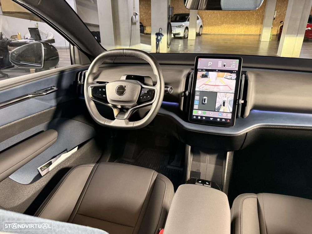 Volvo EX30 Single Motor Extended Range RWD Ultra - 20