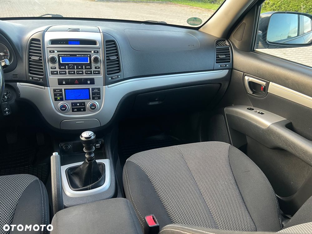 Hyundai Santa Fe 2.7 V6 2WD GLS - 32