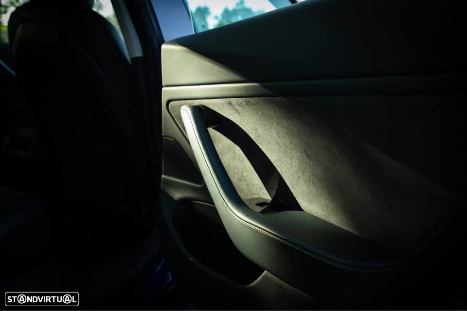 Tesla Model 3 Standard Range Plus RWD - 2
