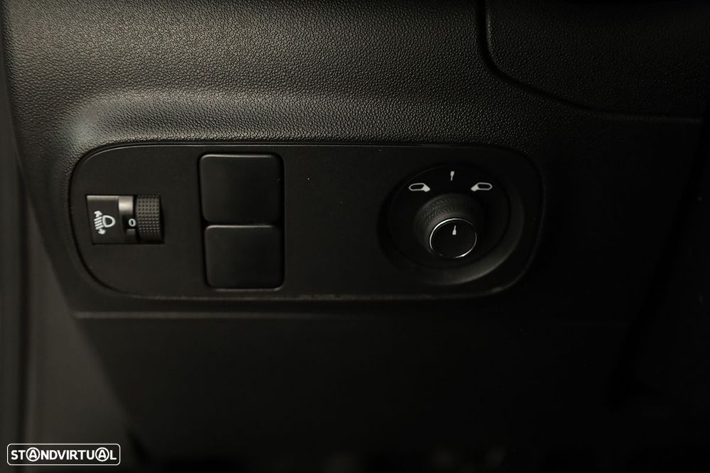 Citroën C3 1.2 PureTech Max - 18