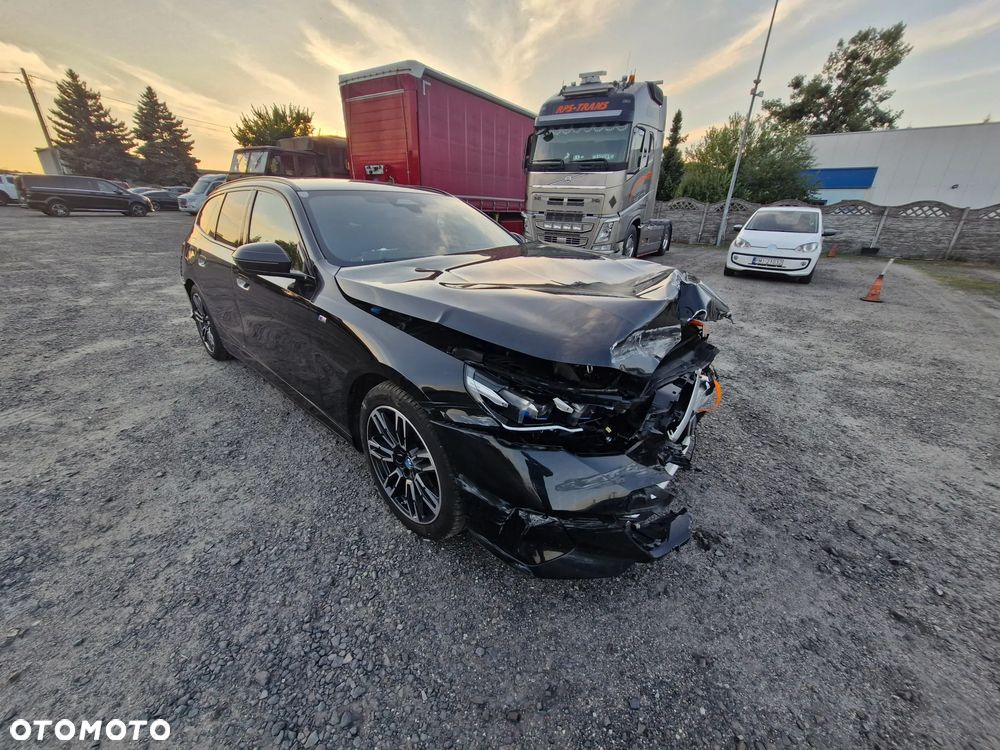 BMW i5 eDrive40 - 1