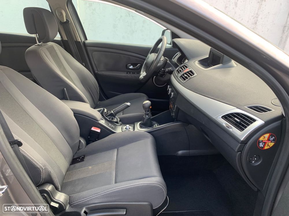 Renault Mégane Sport Tourer 1.5 dCi Dynamique S - 14