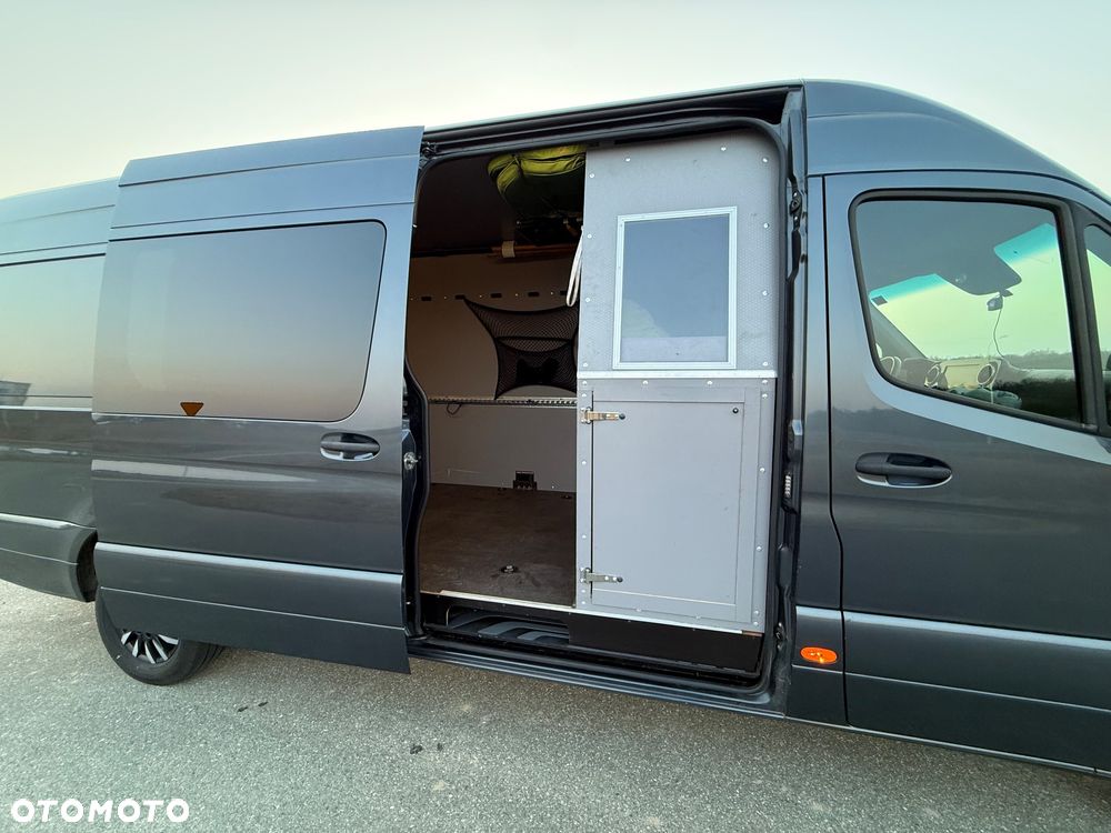 Mercedes-Benz Sprinter 319CDI - 8