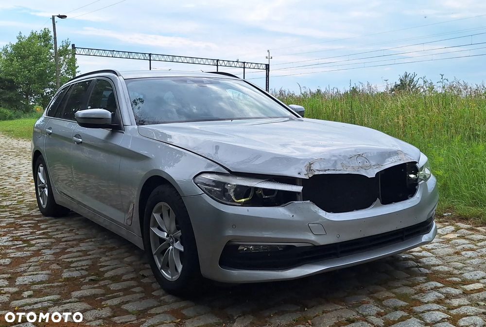 BMW Seria 5 520d Luxury Line - 2