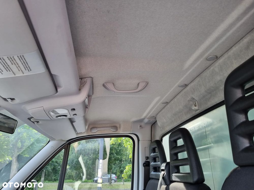 Iveco Daily 35C15 3.0 HPi 150KM 8-Palet Kontener dł 4.57 - 11
