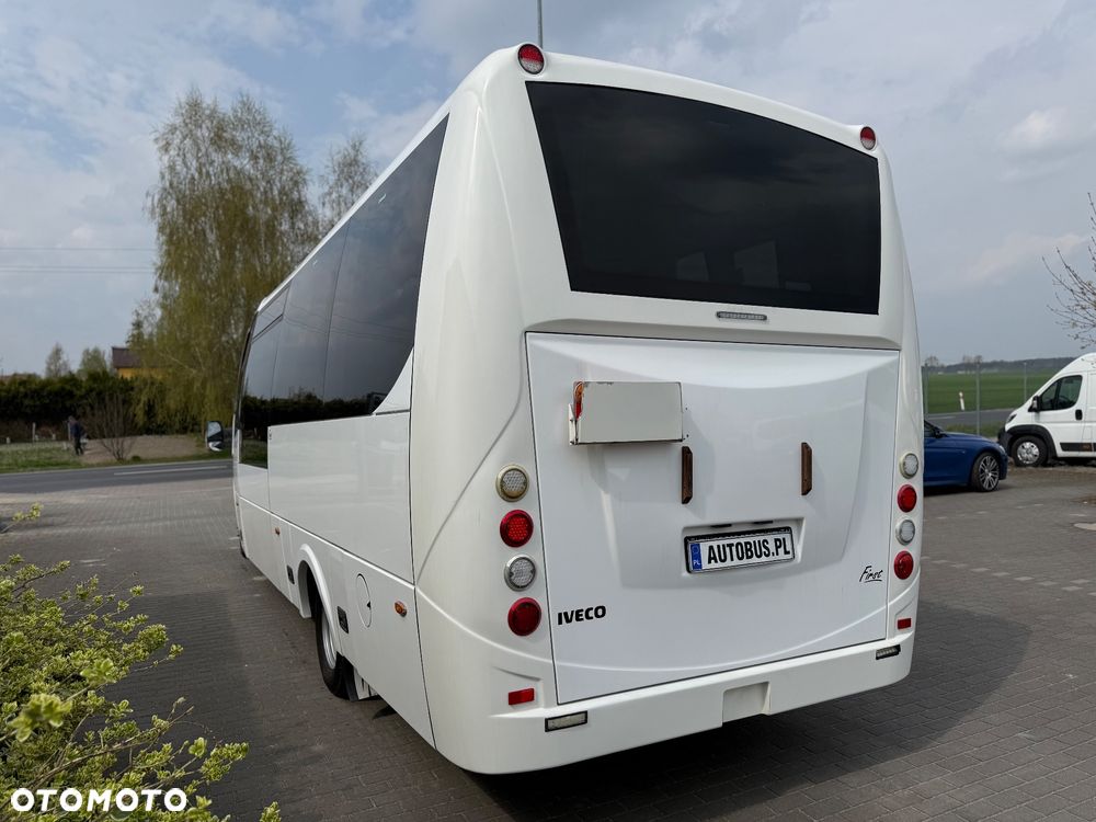 Iveco Rosero First - 8