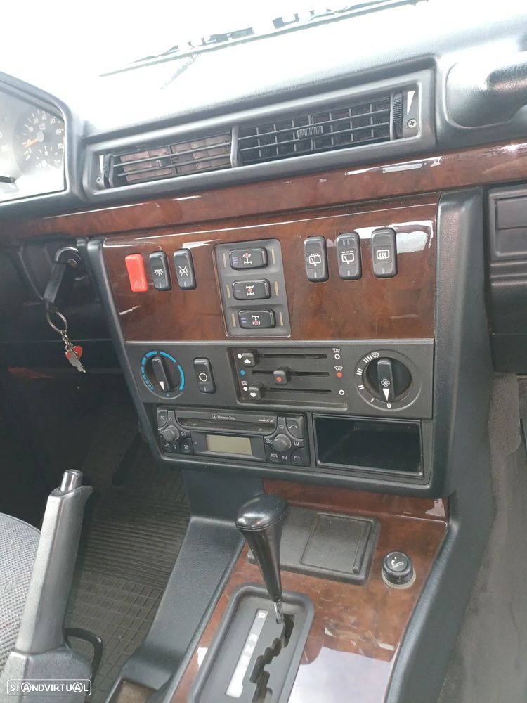 Mercedes-Benz G 320 Auto - 12