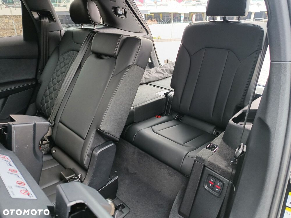 Audi Q7 - 30