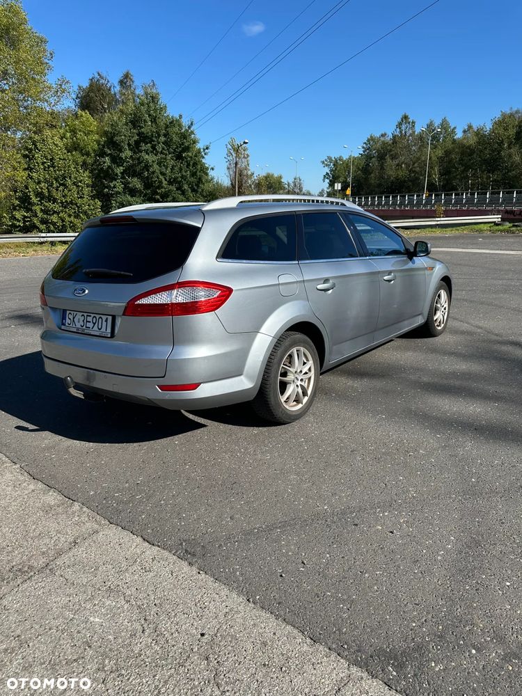 Ford Mondeo 2.0 FF Titanium - 10