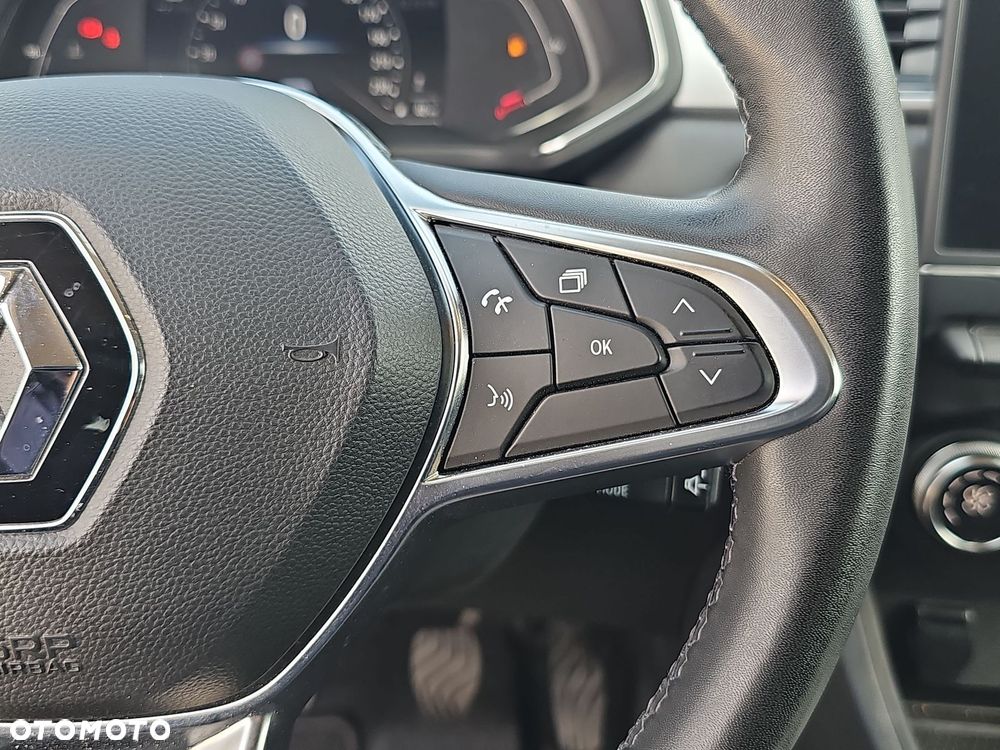 Renault Captur - 16