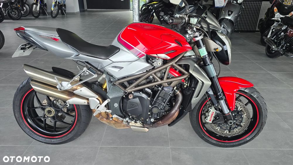 MV AGUSTA Brutale - 33