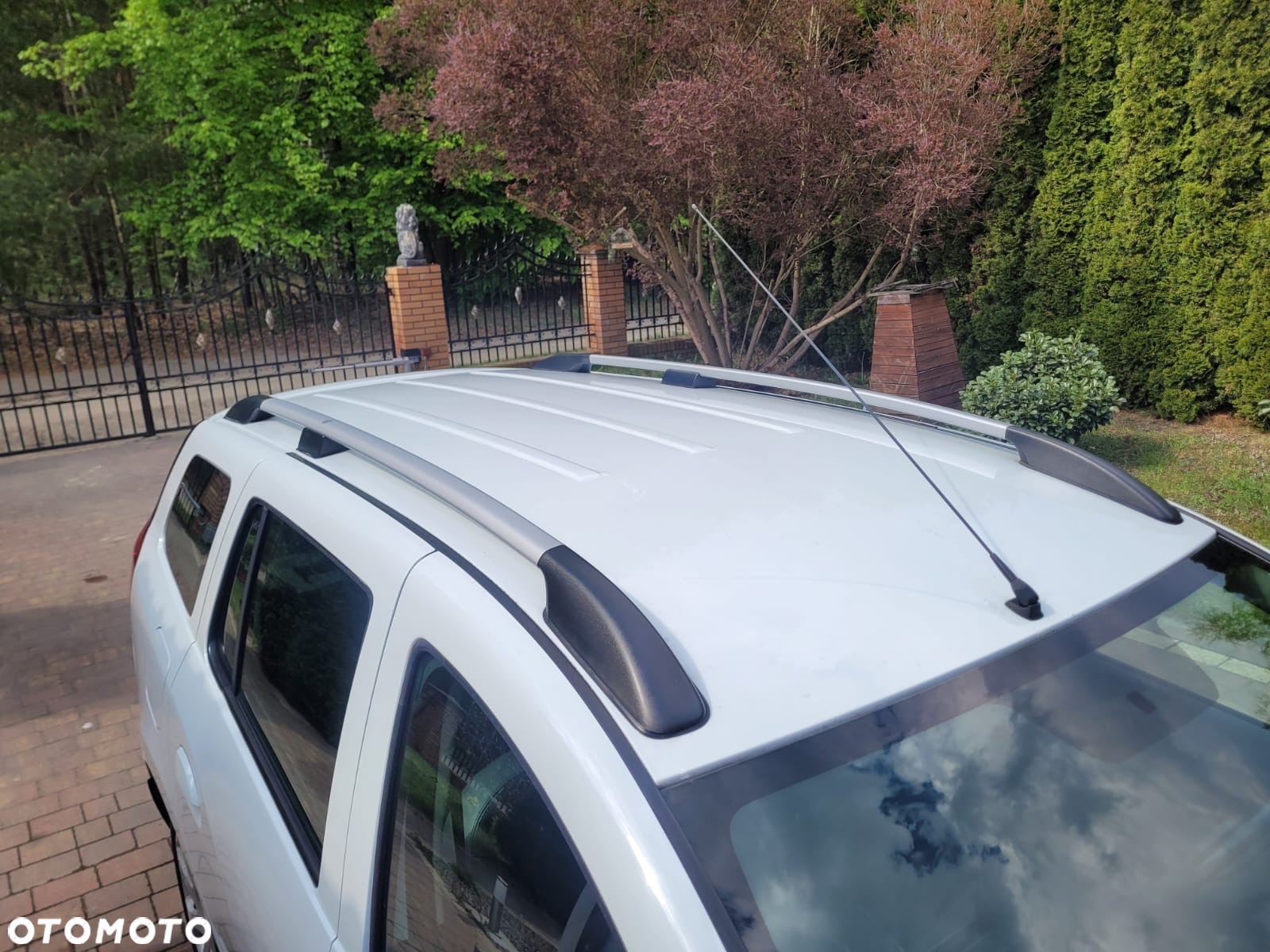 Dacia Logan MCV dCi 90 (S&S) Comfort - 13