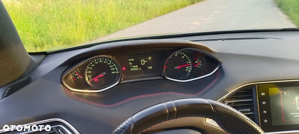 Peugeot 308 - 11