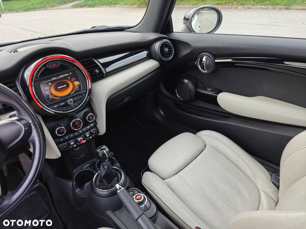 MINI Cooper S Standard - 16
