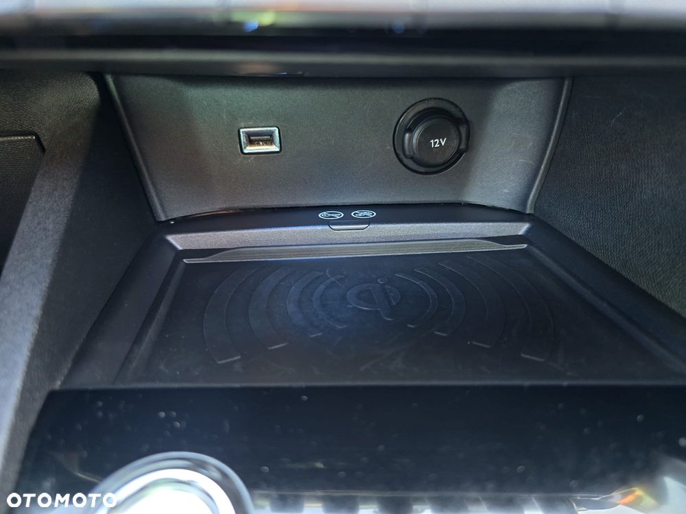 Peugeot 3008 BlueHDi 180 Stop & Start EAT8 GT - 29