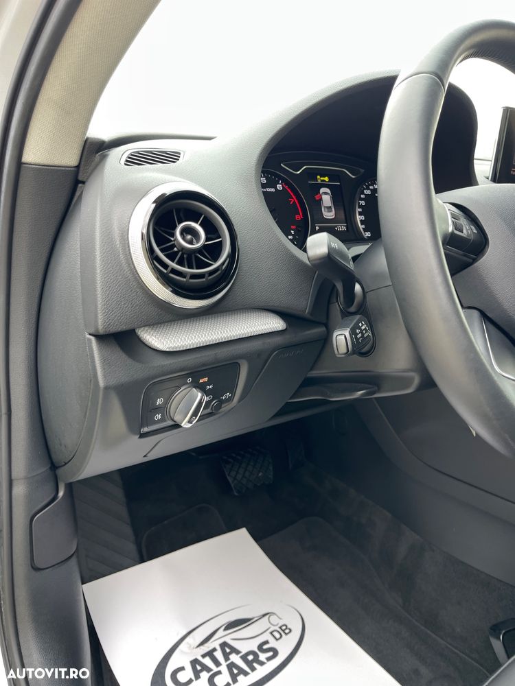 Audi A3 1.4 TFSI Stronic Ambition - 31