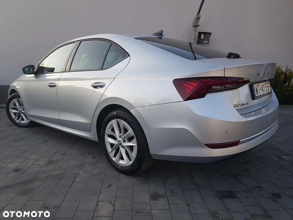 Skoda Octavia ver-1-5-tsi-act-ambition - 8