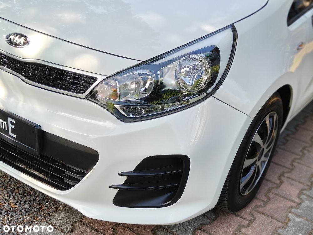 Kia Rio - 17