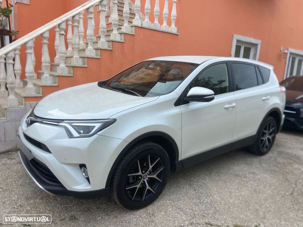 Toyota RAV4 2.0 D-4D Comfort - 1