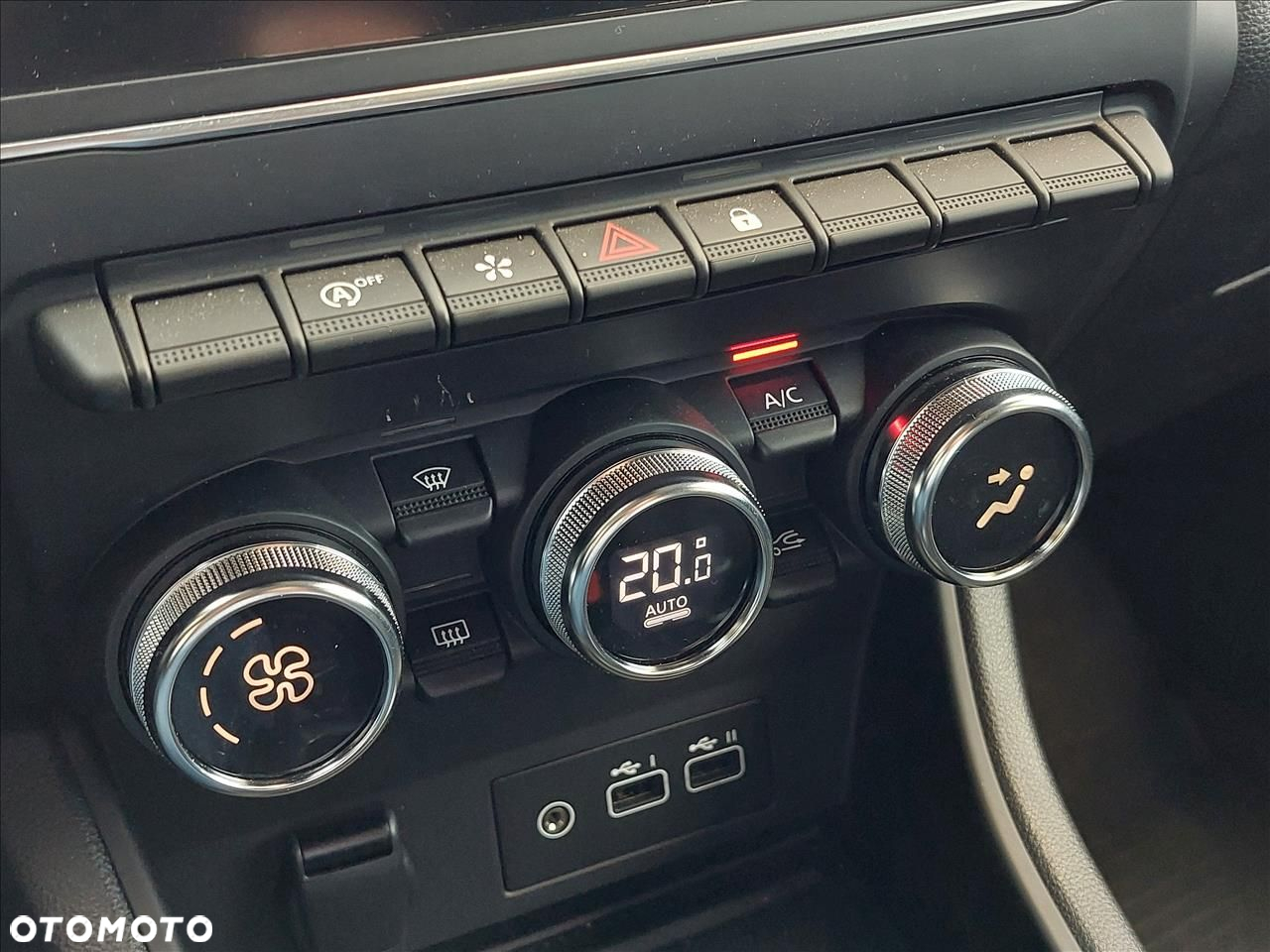Renault Captur - 17