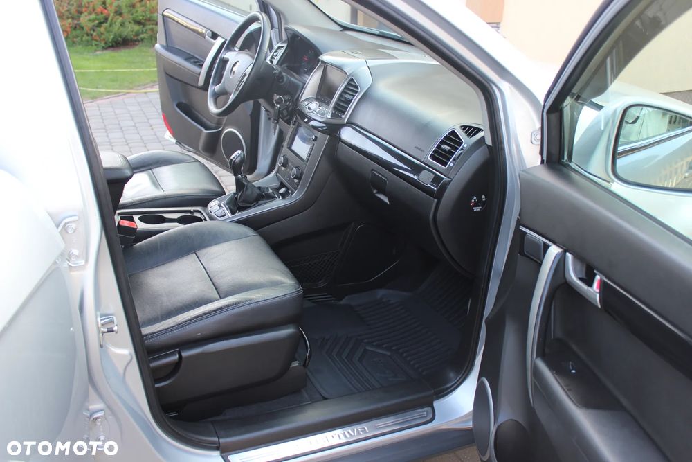 Chevrolet Captiva 2.2 TD AWD LTZ - 10