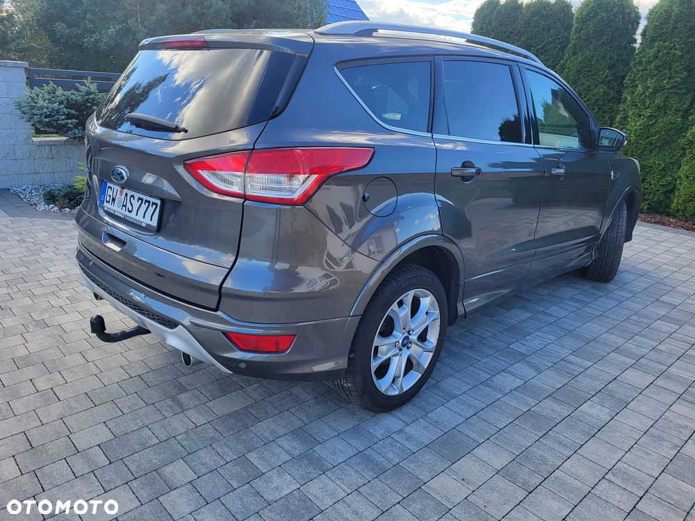 Ford Kuga 2.0 TDCi 2x4 Titanium - 5