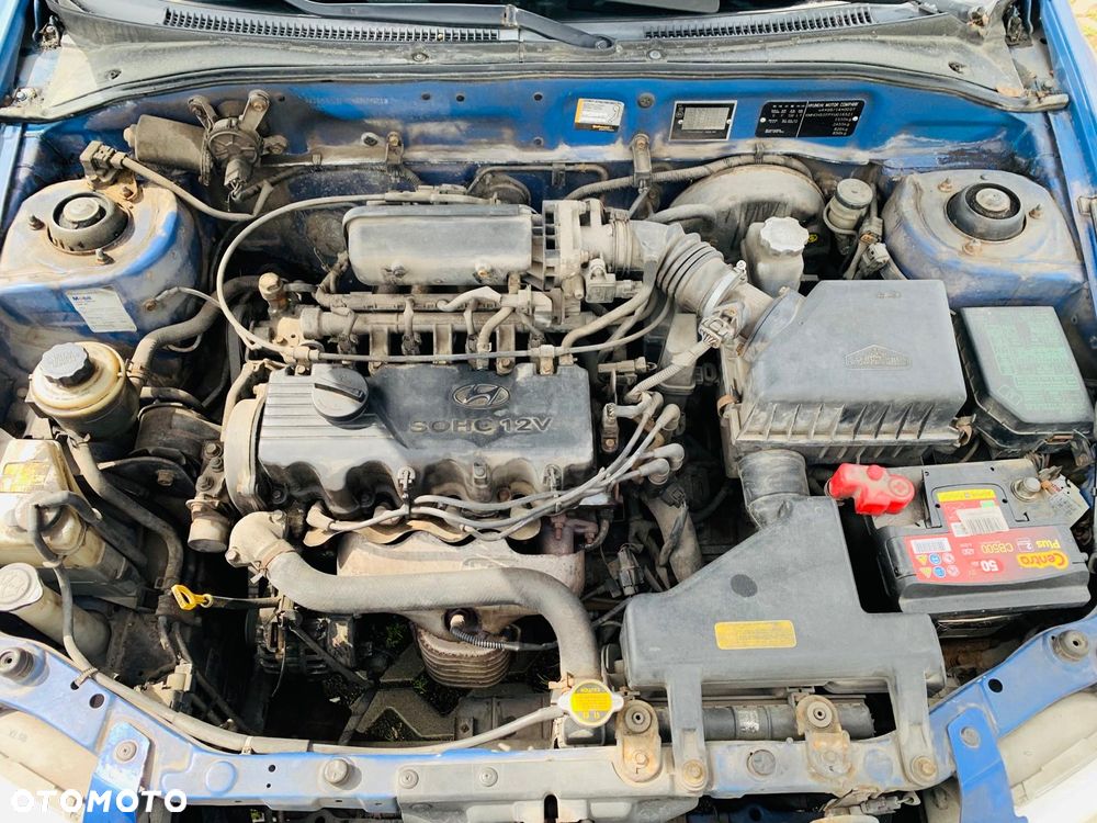 Hyundai Accent - 10