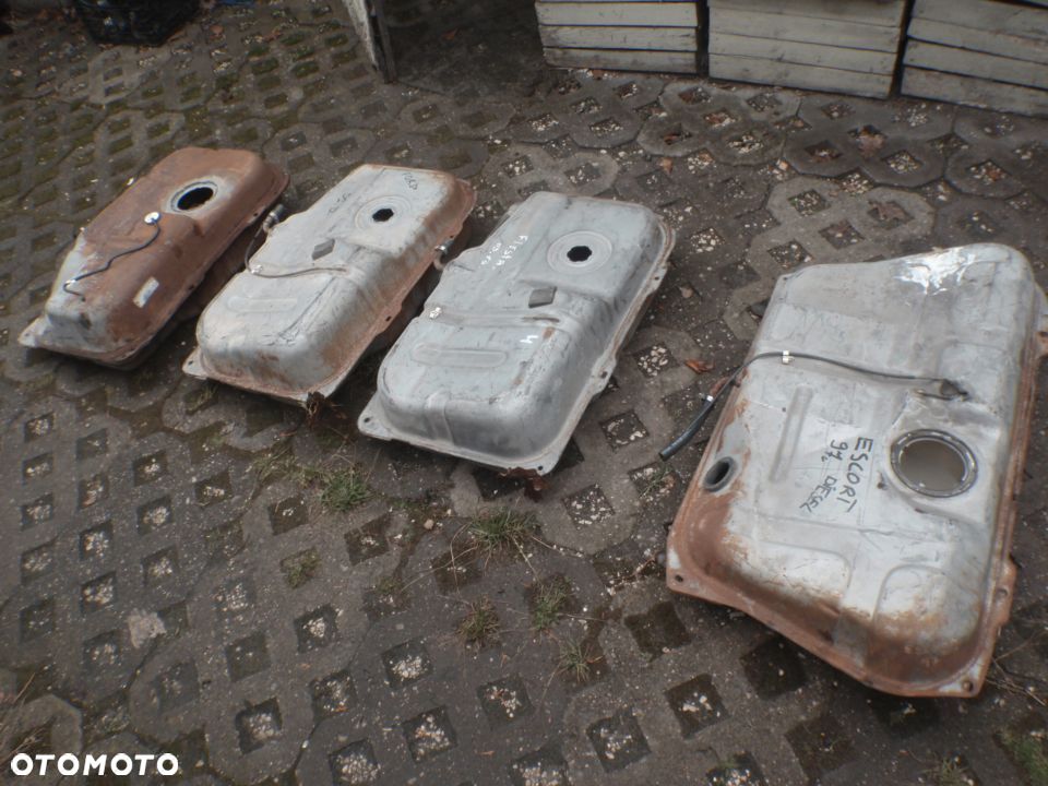 zbiornik bak paliwa ford ka fiesta eskord oryginal - 1