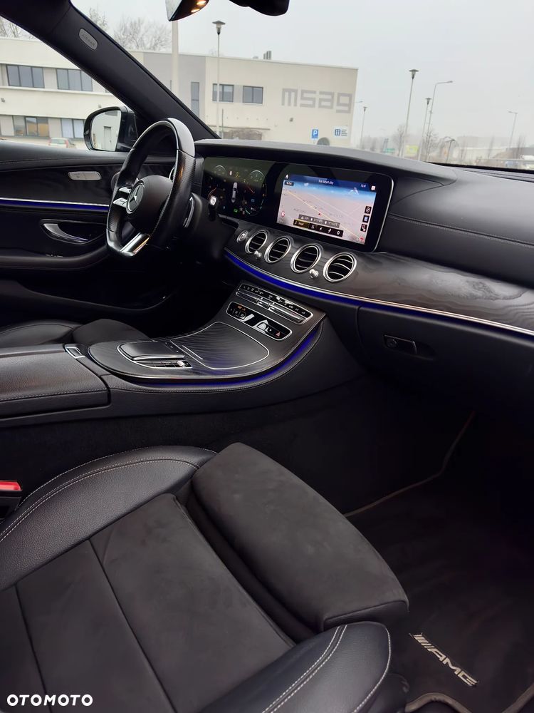 Mercedes-Benz Klasa E 300 de Business Edition - 15