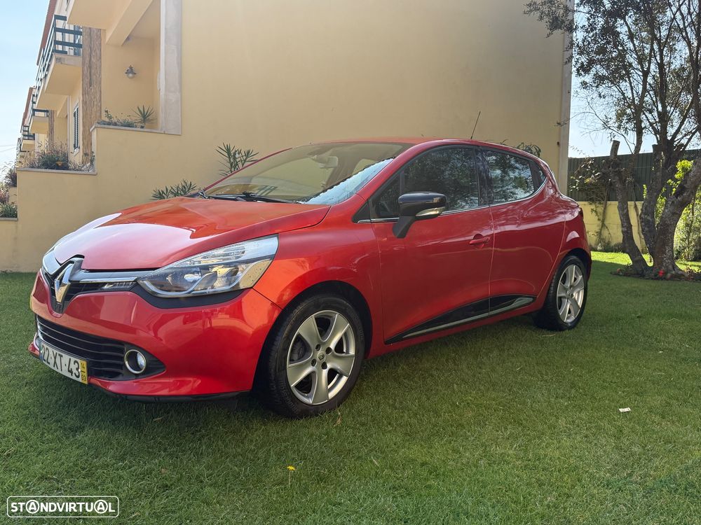 Renault Clio 1.5 dCi Dynamique S - 1