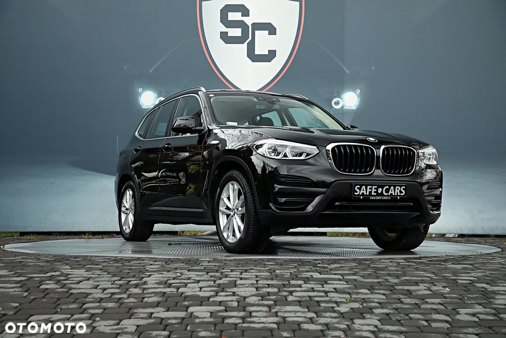 BMW X3 xDrive20i GPF Advantage - 13