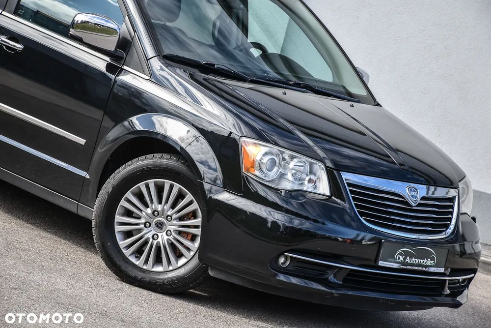 Lancia Voyager 2.8CRD Platinum - 13