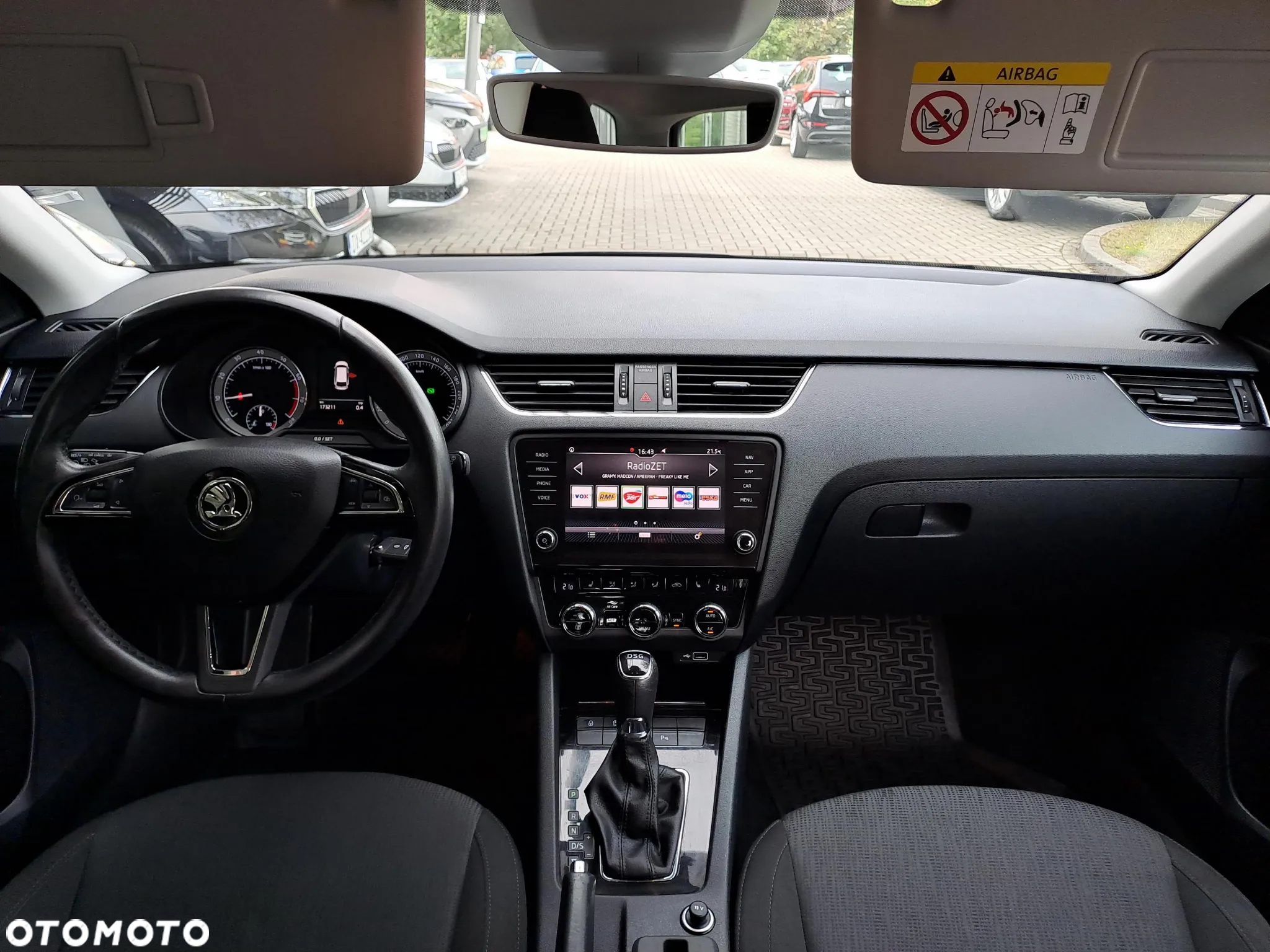 Skoda Octavia 1.5 TSI ACT Style DSG - 9