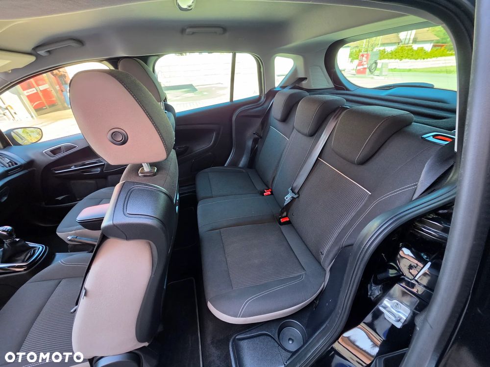 Ford B-MAX 1.0 EcoBoost Titanium - 17