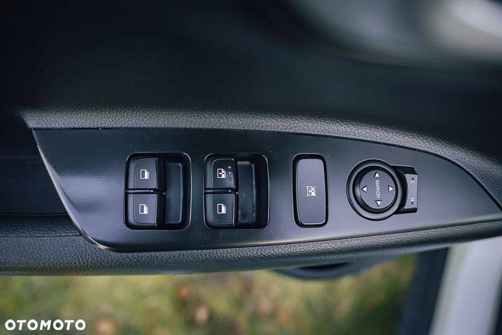 Kia Stonic 1.0 T-GDI OPF Mild Hybrid DCT7 Platinum - 16