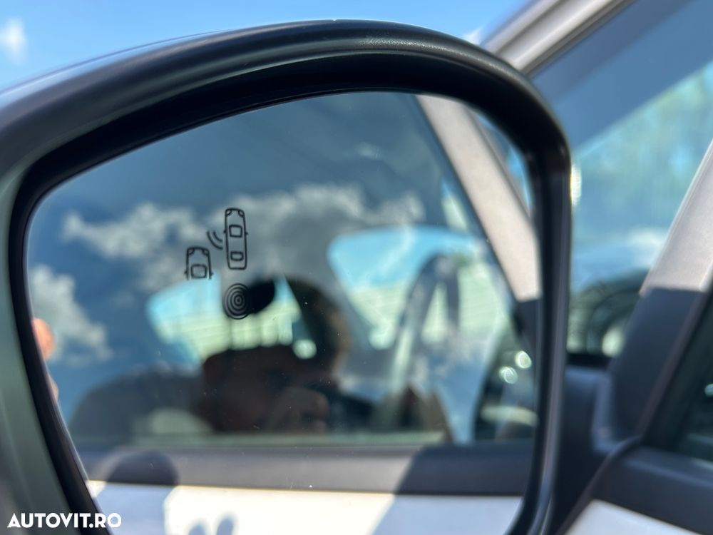 Citroën C3 1.2 PureTech S&S EAT6 Shine - 21