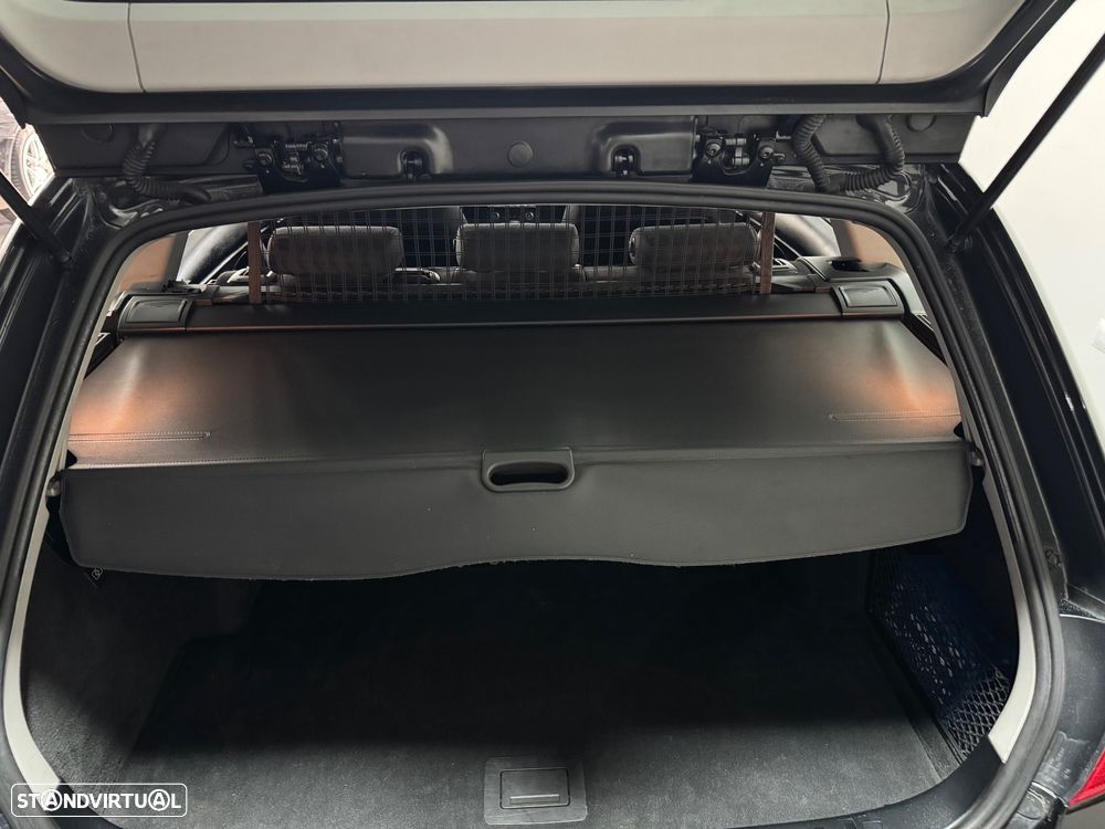 BMW 318 d LifeStyle - 7