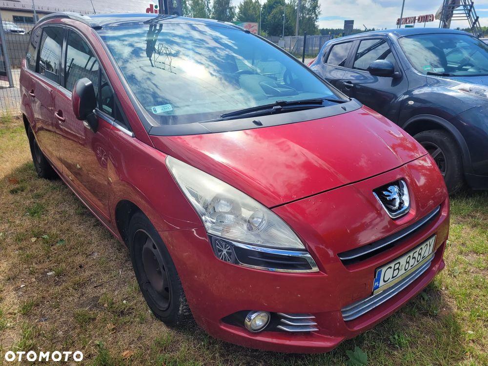 Peugeot 5008 1.6 THP Allure 7os - 1