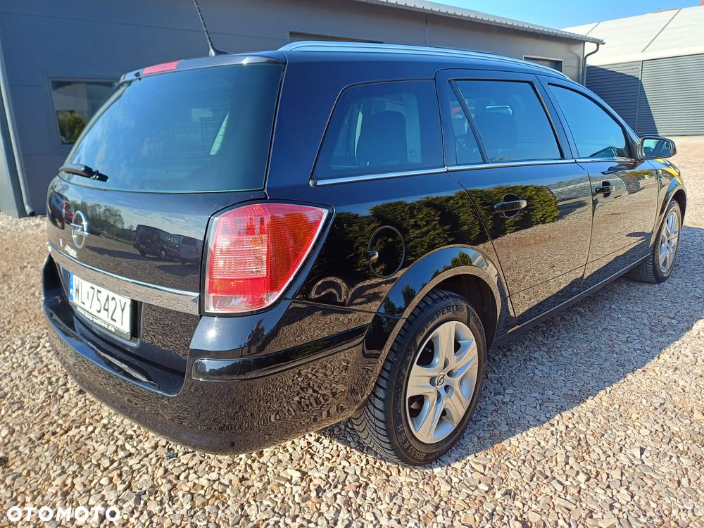 Opel Astra 1.6 Edition 111 Jahre - 4