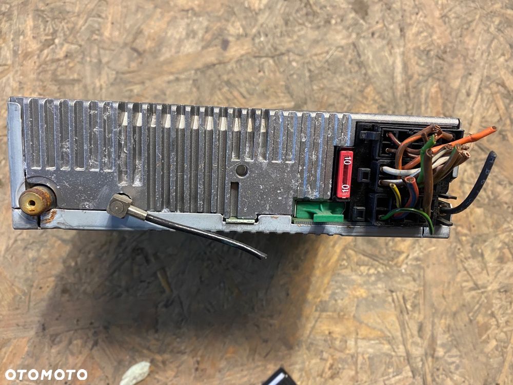 RADIO CD MERCEDES C-KLASA W203 A2038204685 2000- - 3