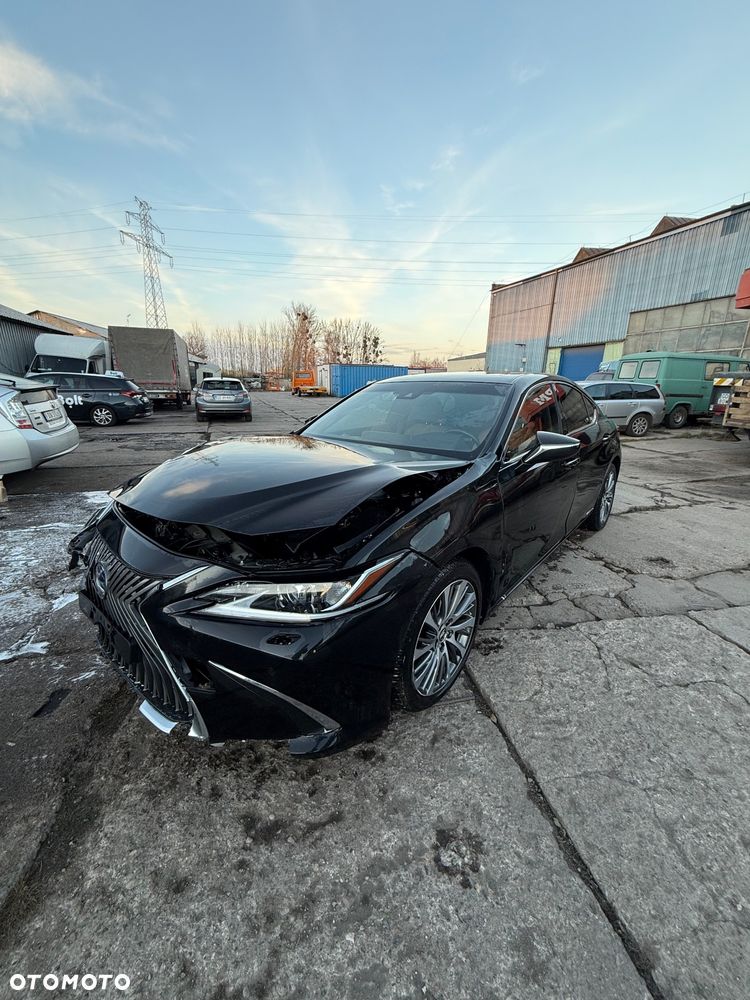 Lexus ES 300h Business Edition - 7