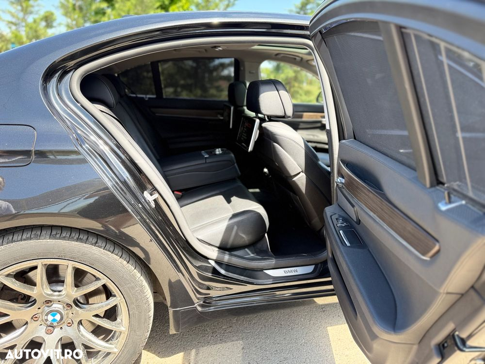 BMW Seria 7 740d xDrive Edition Exclusive - 16