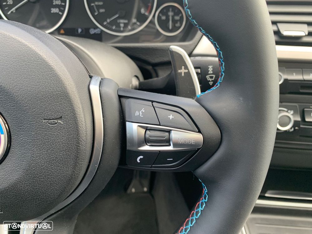 BMW 320 d Auto Pack M - 35
