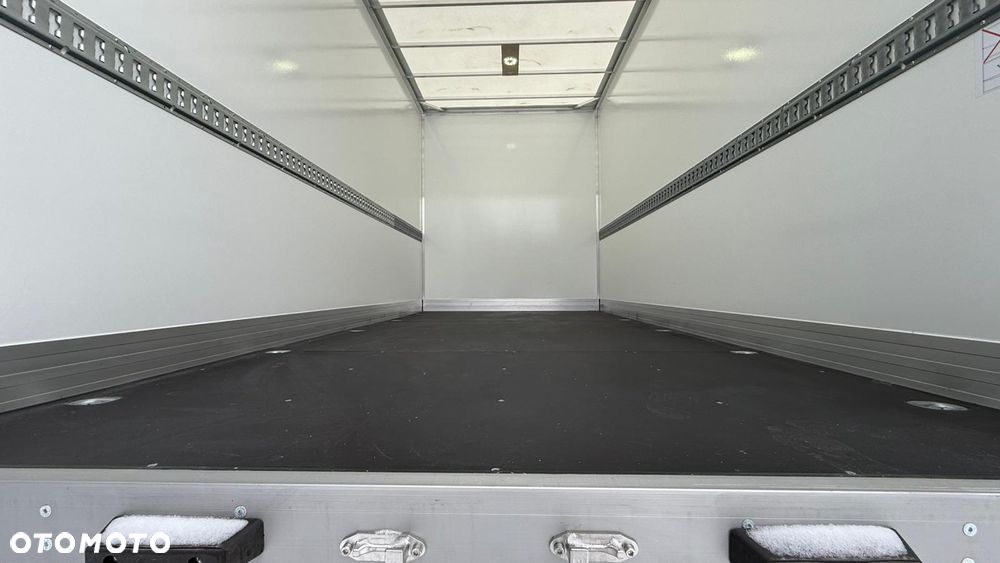 Mercedes-Benz eSprinter 420 Podwozie 4325 mm + Kontener - 11