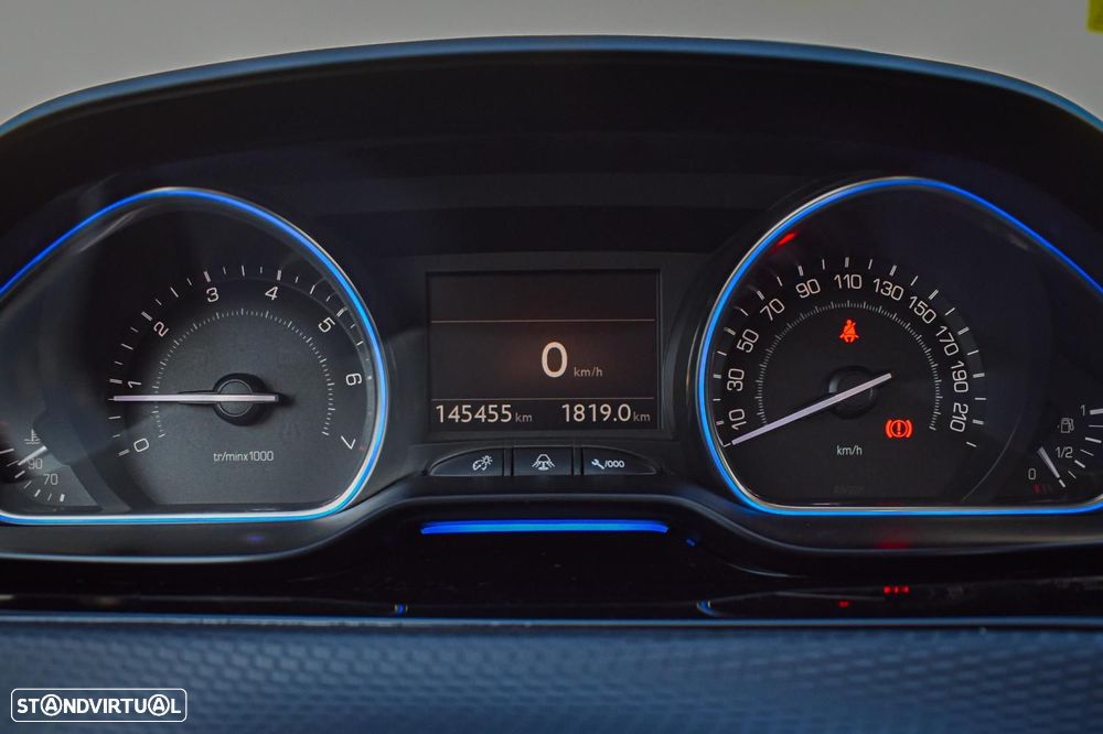 Peugeot 2008 1.2 VTi Allure - 8