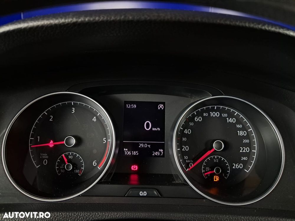 Volkswagen Golf - 14