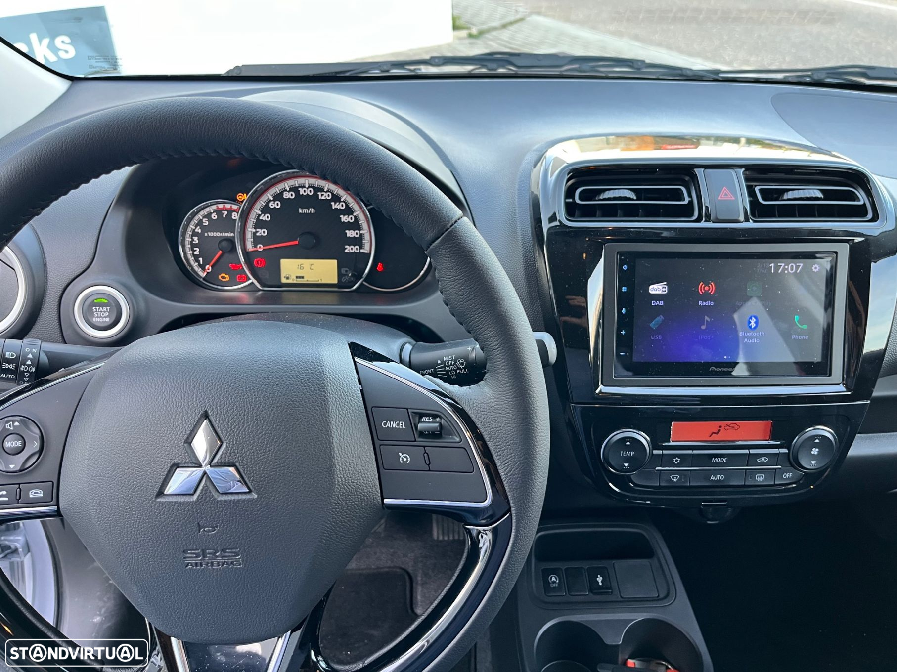Mitsubishi Space Star - 8