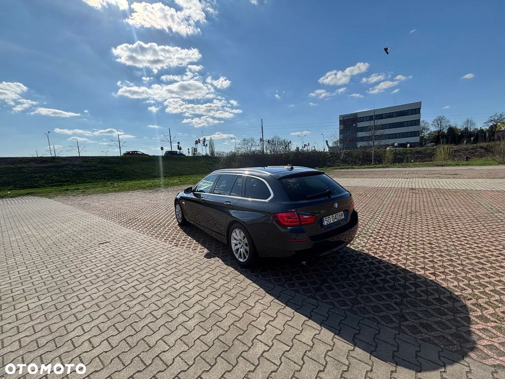 BMW Seria 5 520d Luxury Line - 10