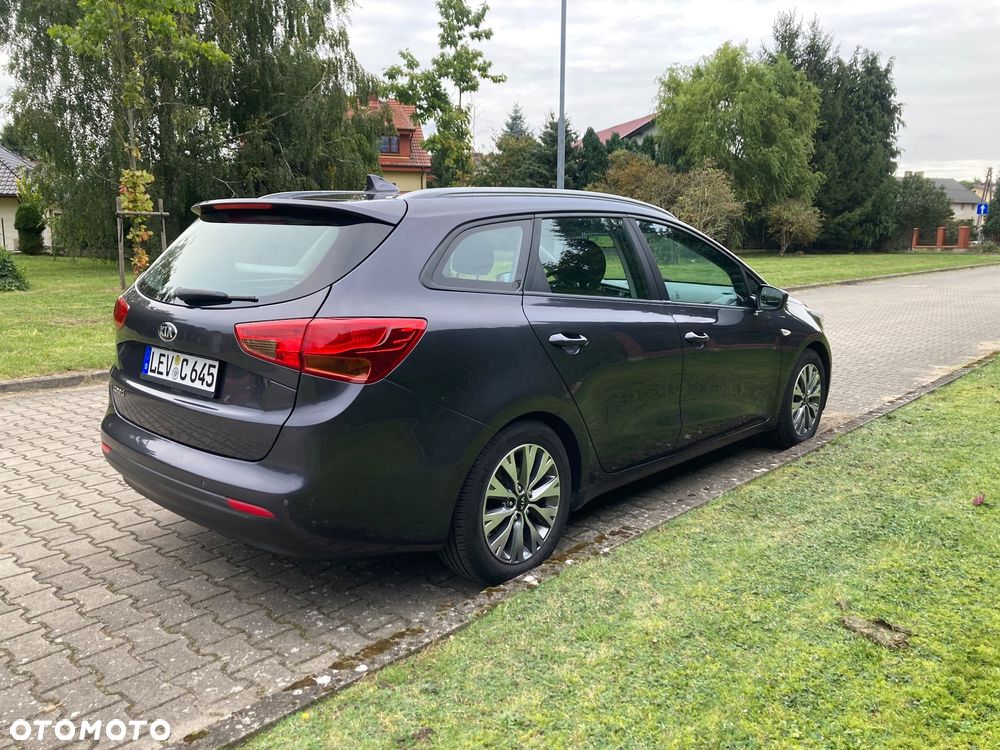 Kia Ceed 1.6 GDI L Business Line - 7